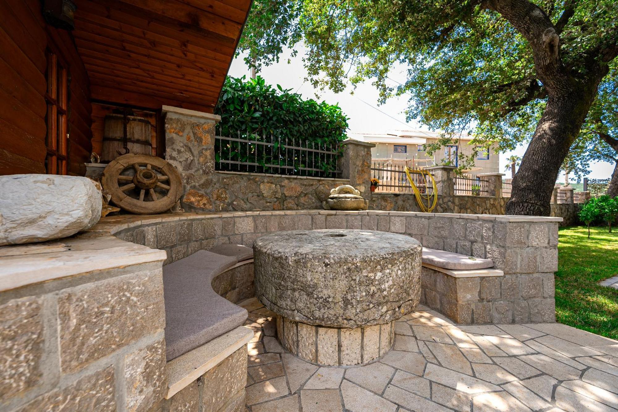 Villa Helena Kotor Buitenkant foto